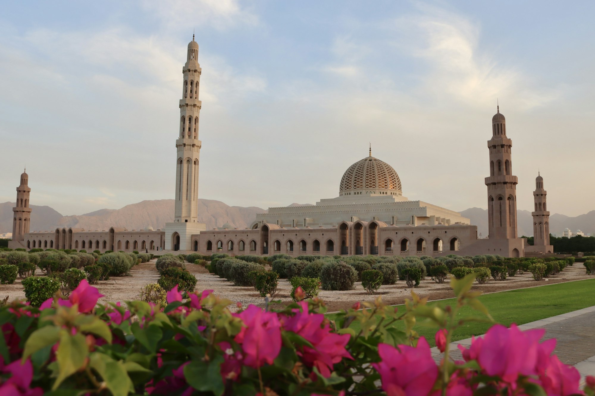 مسجد جامع سلطان قابوس در مسقط