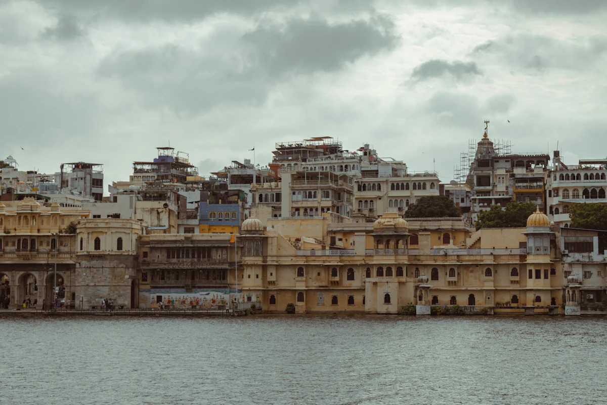 The shore of Lake Pichola lined with old buildings