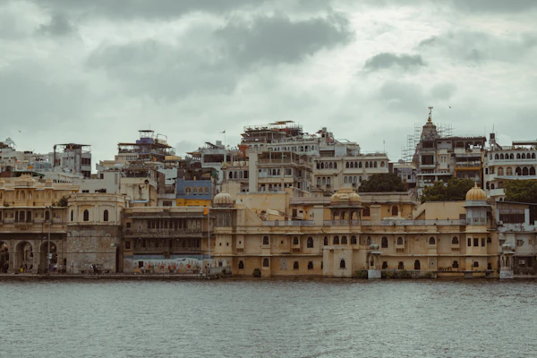 The shore of Lake Pichola lined with old buildings