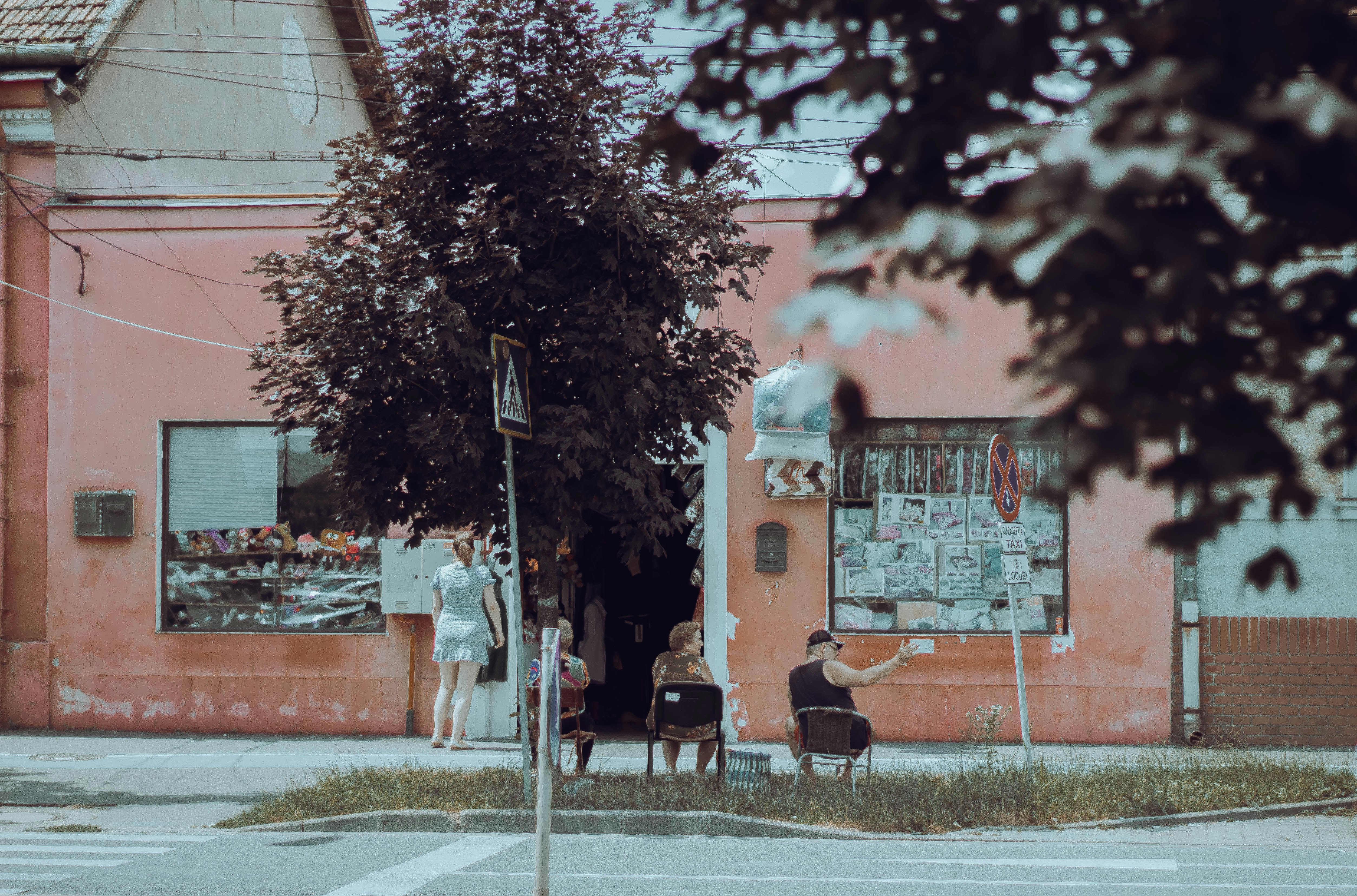 Photo by mari_oleacu