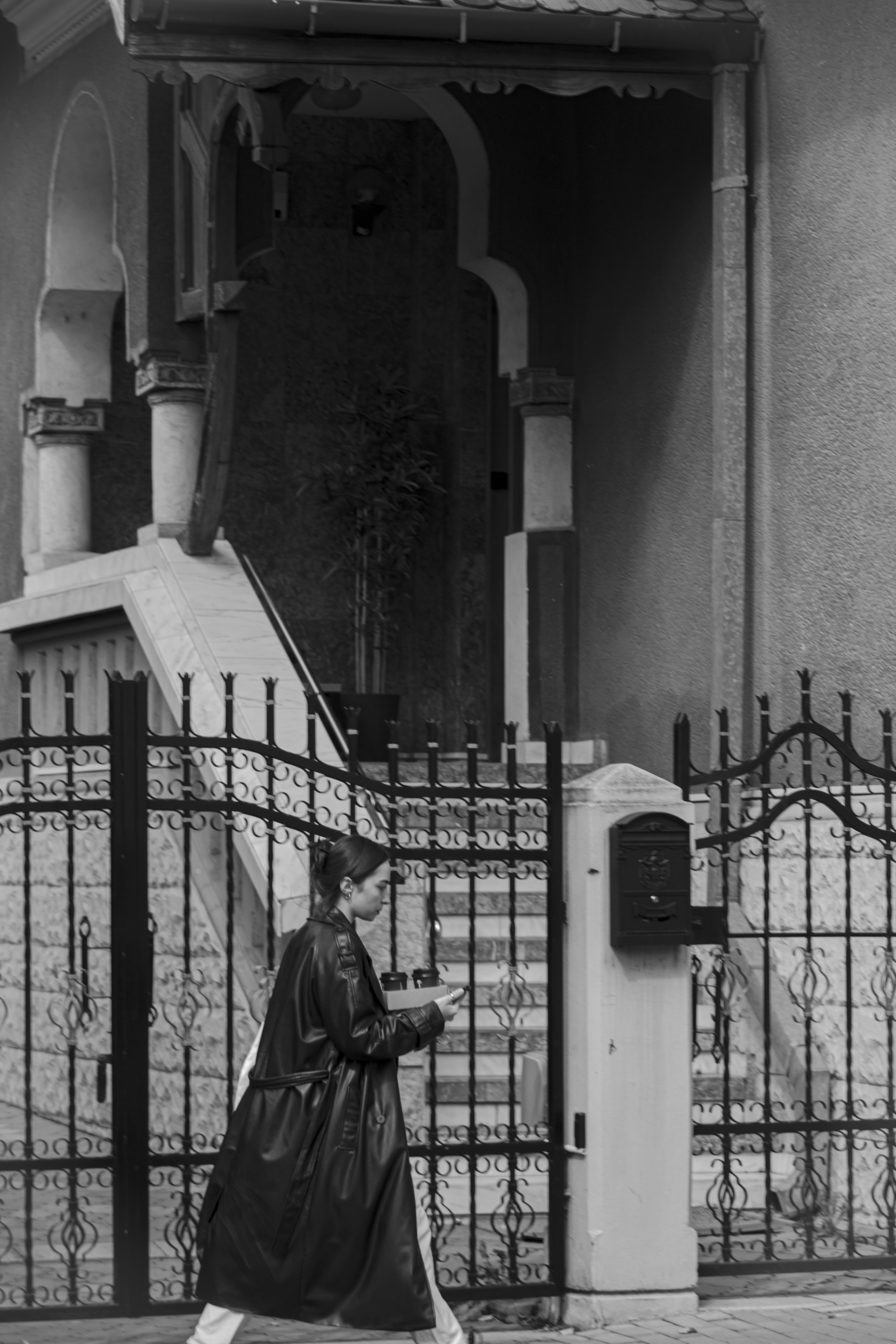 Photo by mari_oleacu