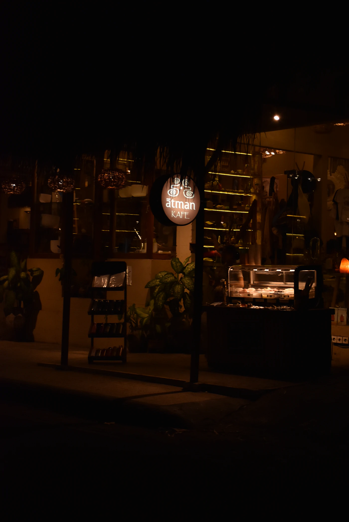 Illustrative image for bali nightlife: choose an area that suits your evening.