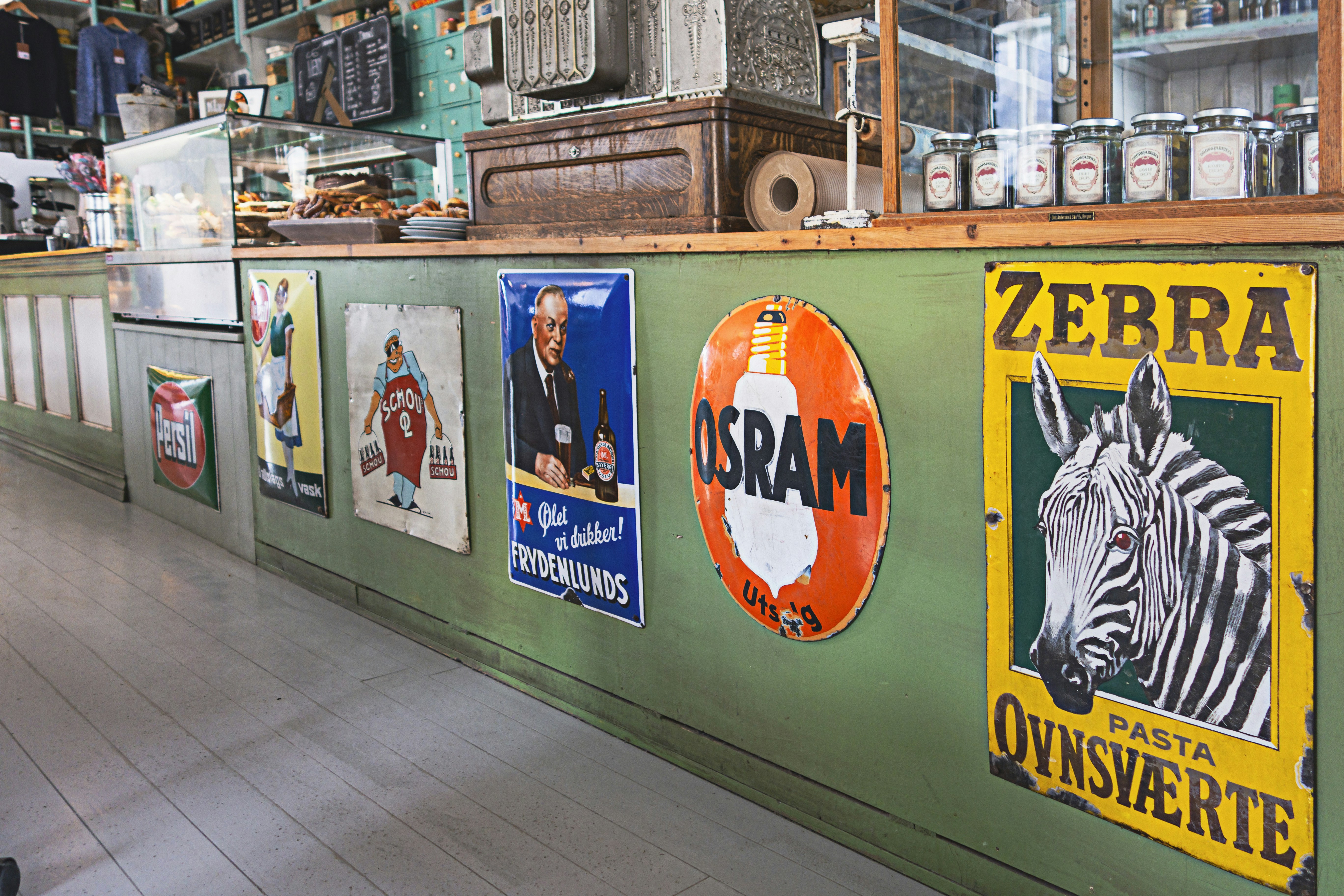 贴纸生产车间实景