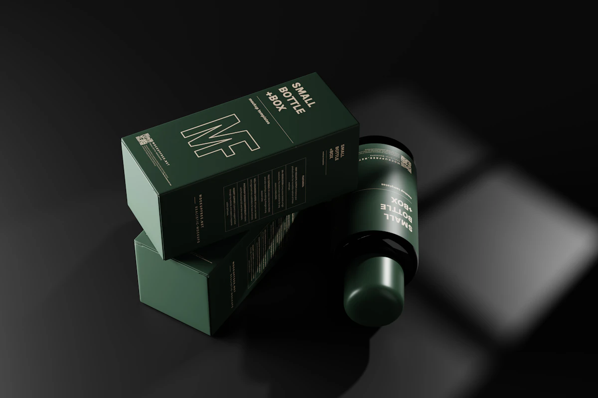 Eye Cream product photography — Eye cream tube with packaging box