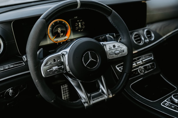 the steering wheel of a mercedes benz benz benz benz benz benz benz benz benz benz