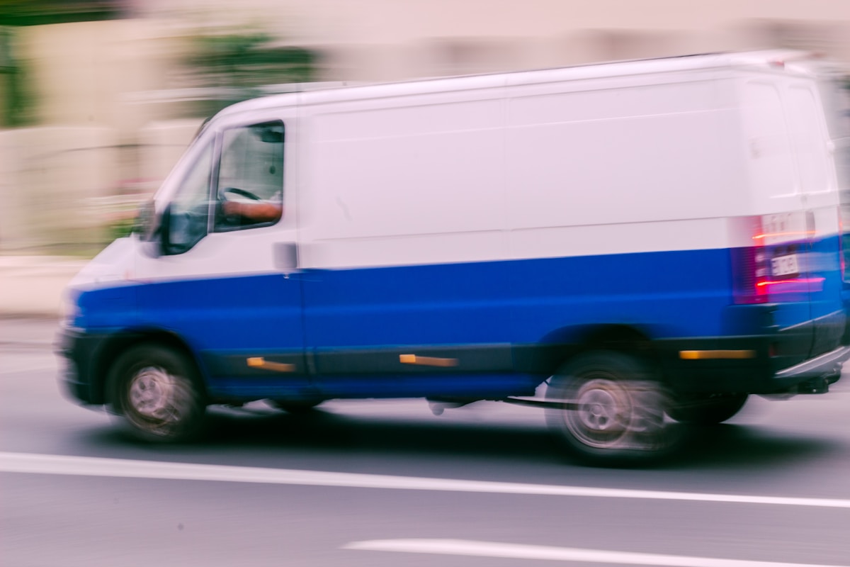 URGENT DELIVERY image background image