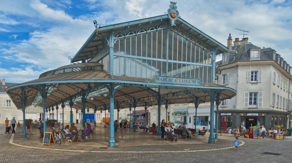 The market hall on Place Billard — Chartres, France