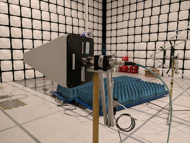 Modern RF jammer device emitting signals in a controlled environment.