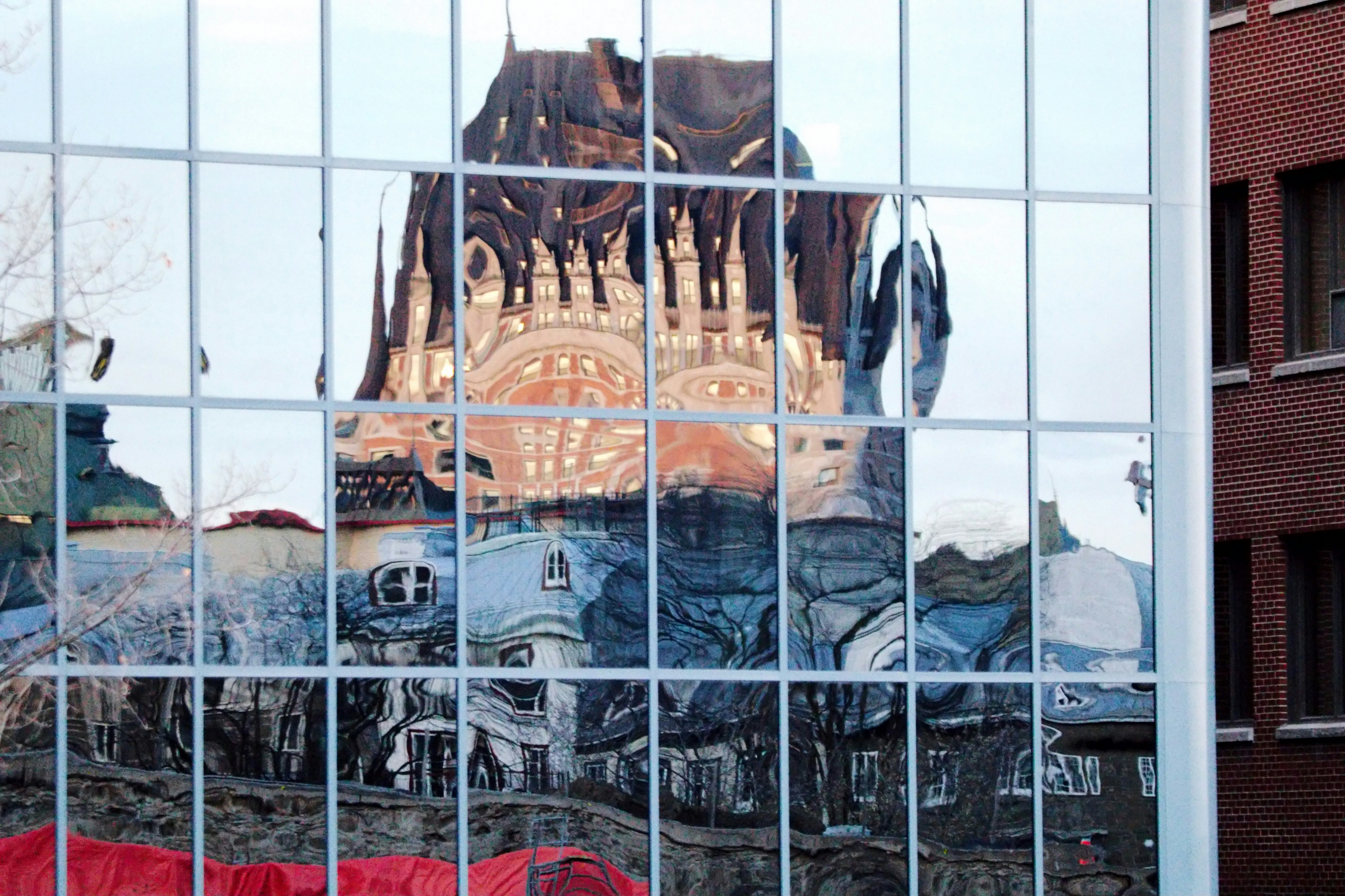 Nostalji Paradoksu: Neden Sürekli Geriye Bakıyoruz?