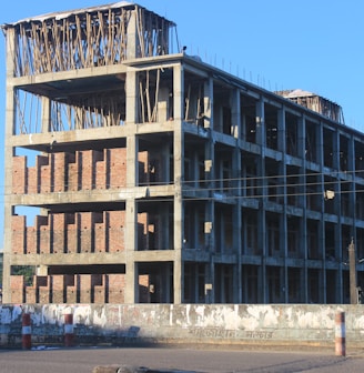 a tall building with a bunch of windows on top of it