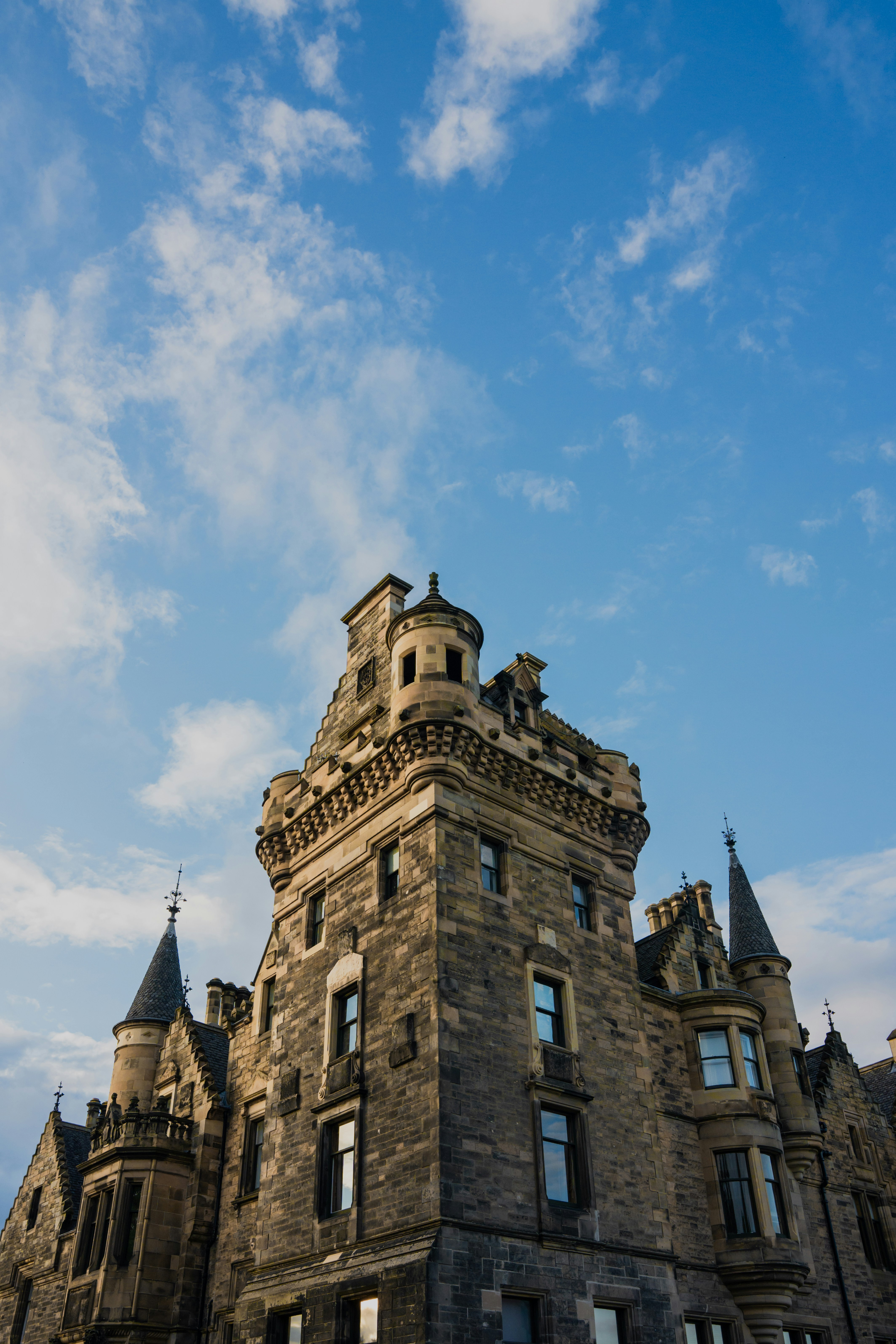 Photo by winstontjia