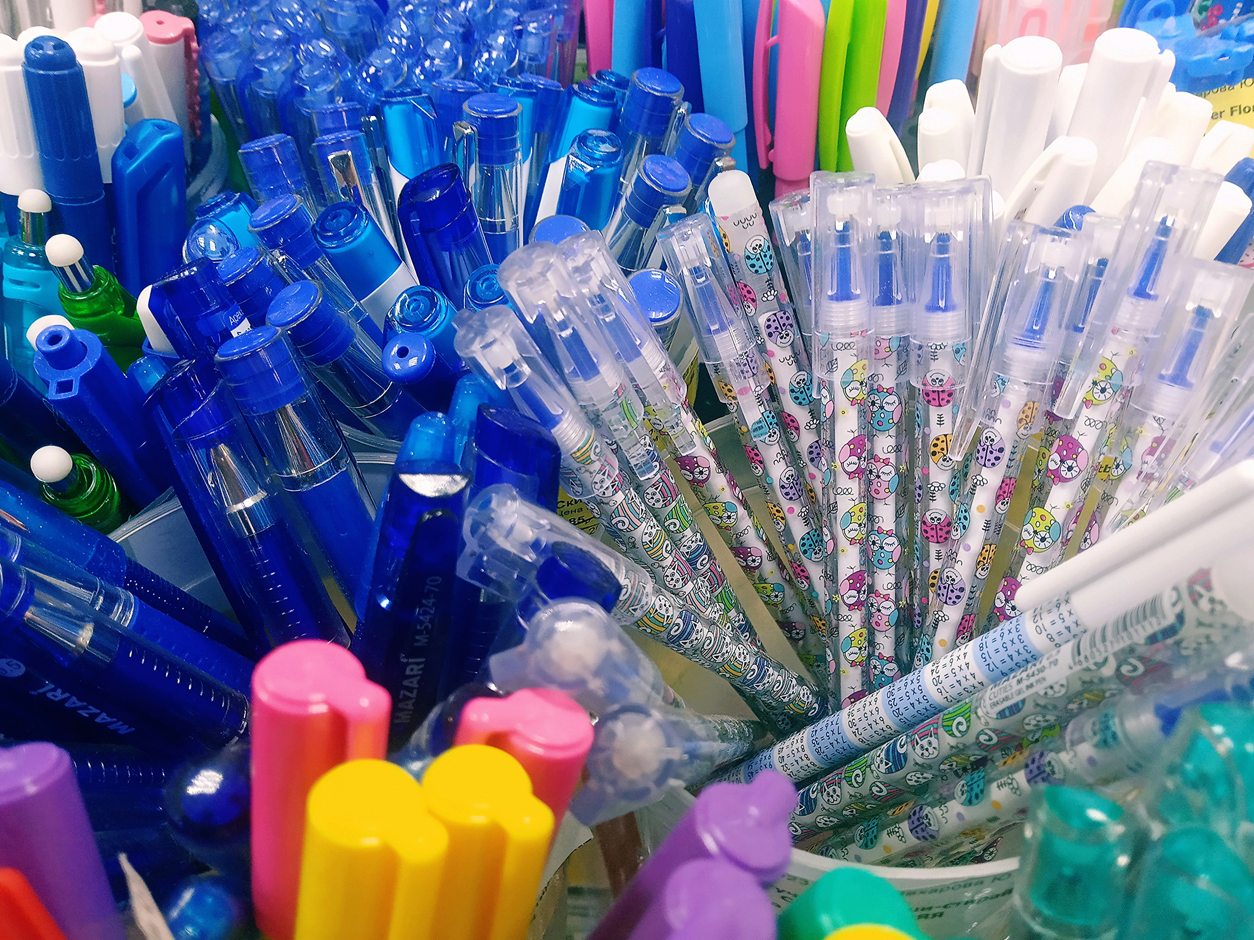 Exploring Pens: The Versatile World of Sharpies and Other Writing Tools