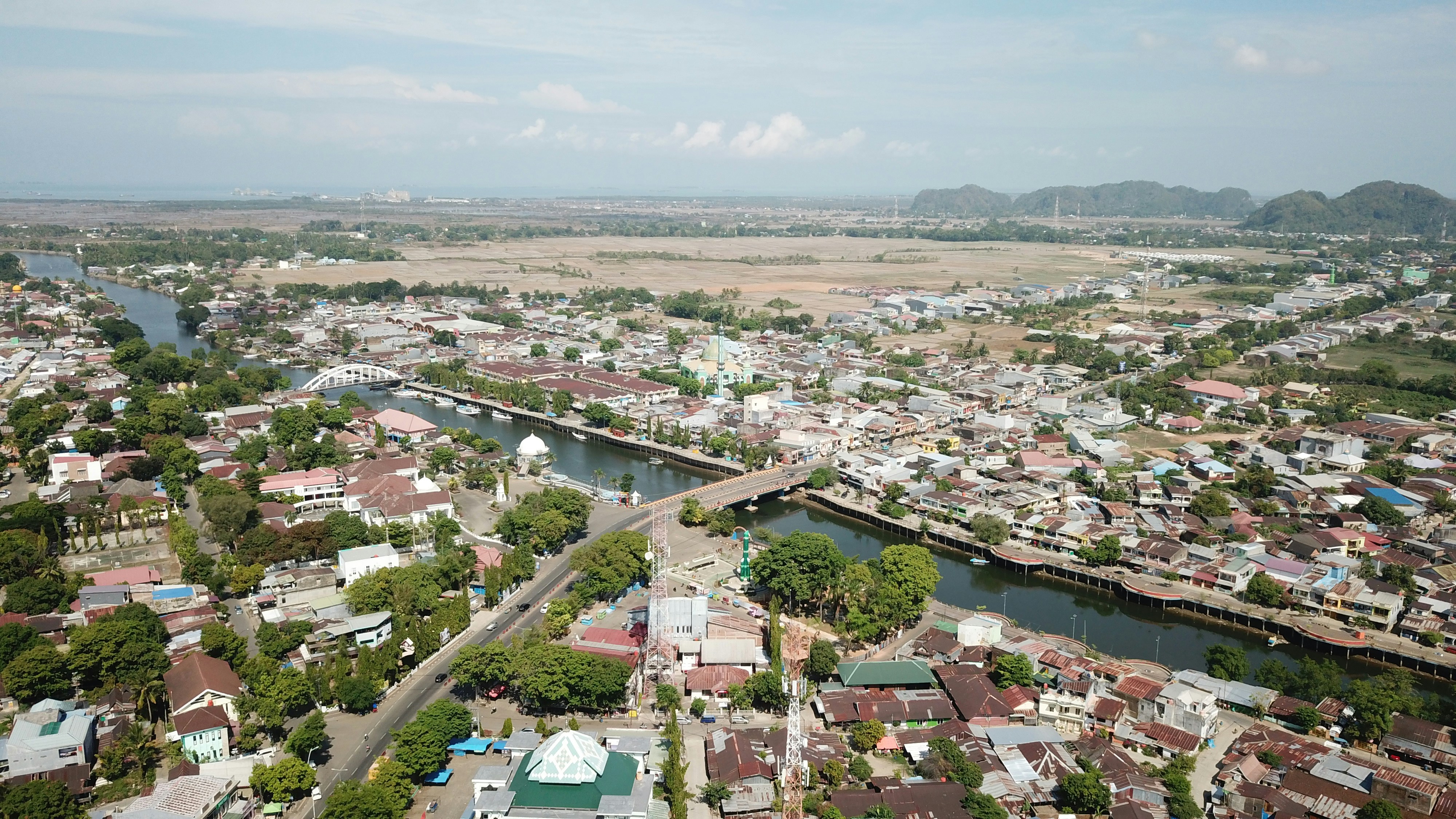 Photo by hasbidocumentary