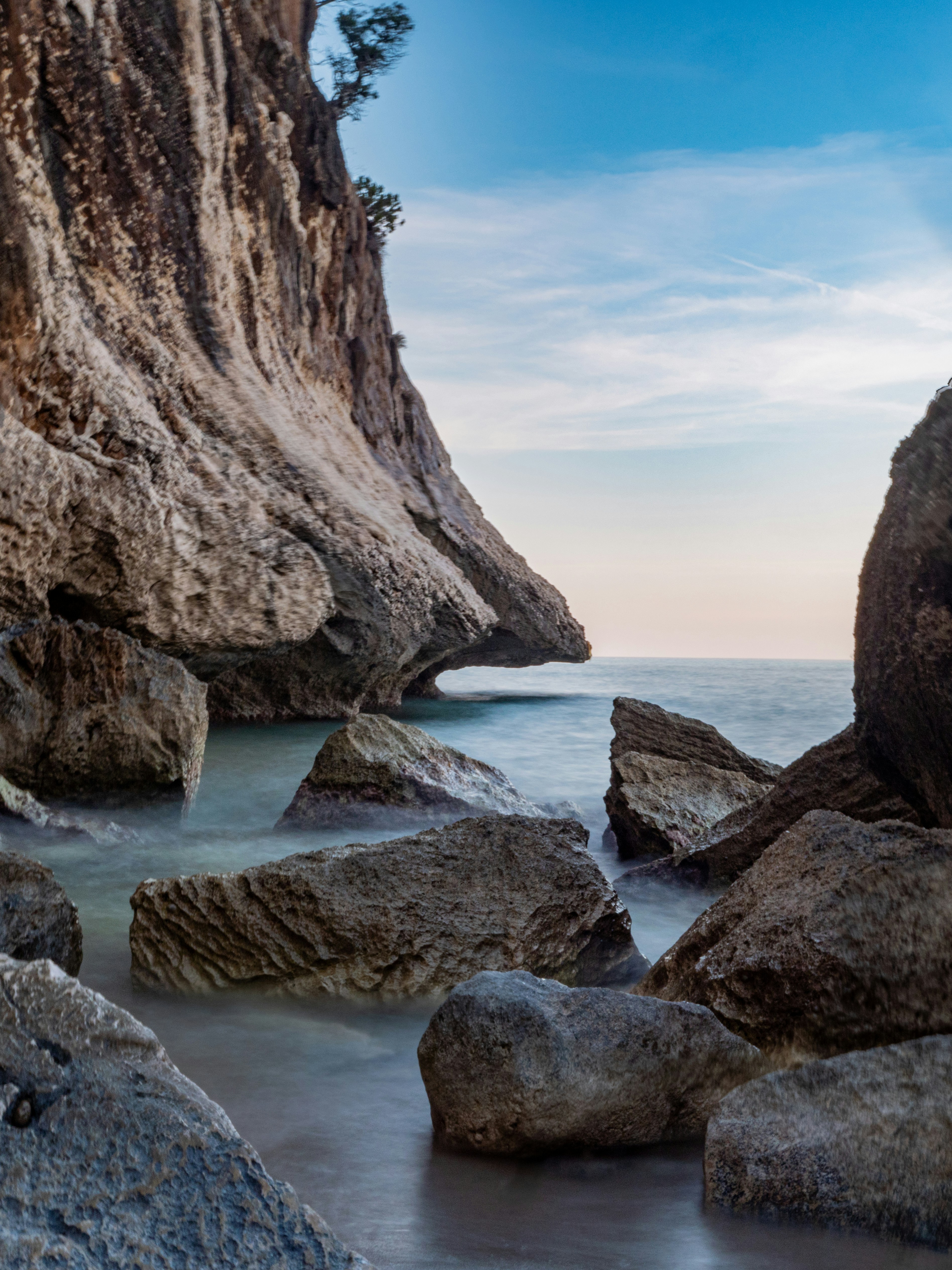 Photo by poli_graphy