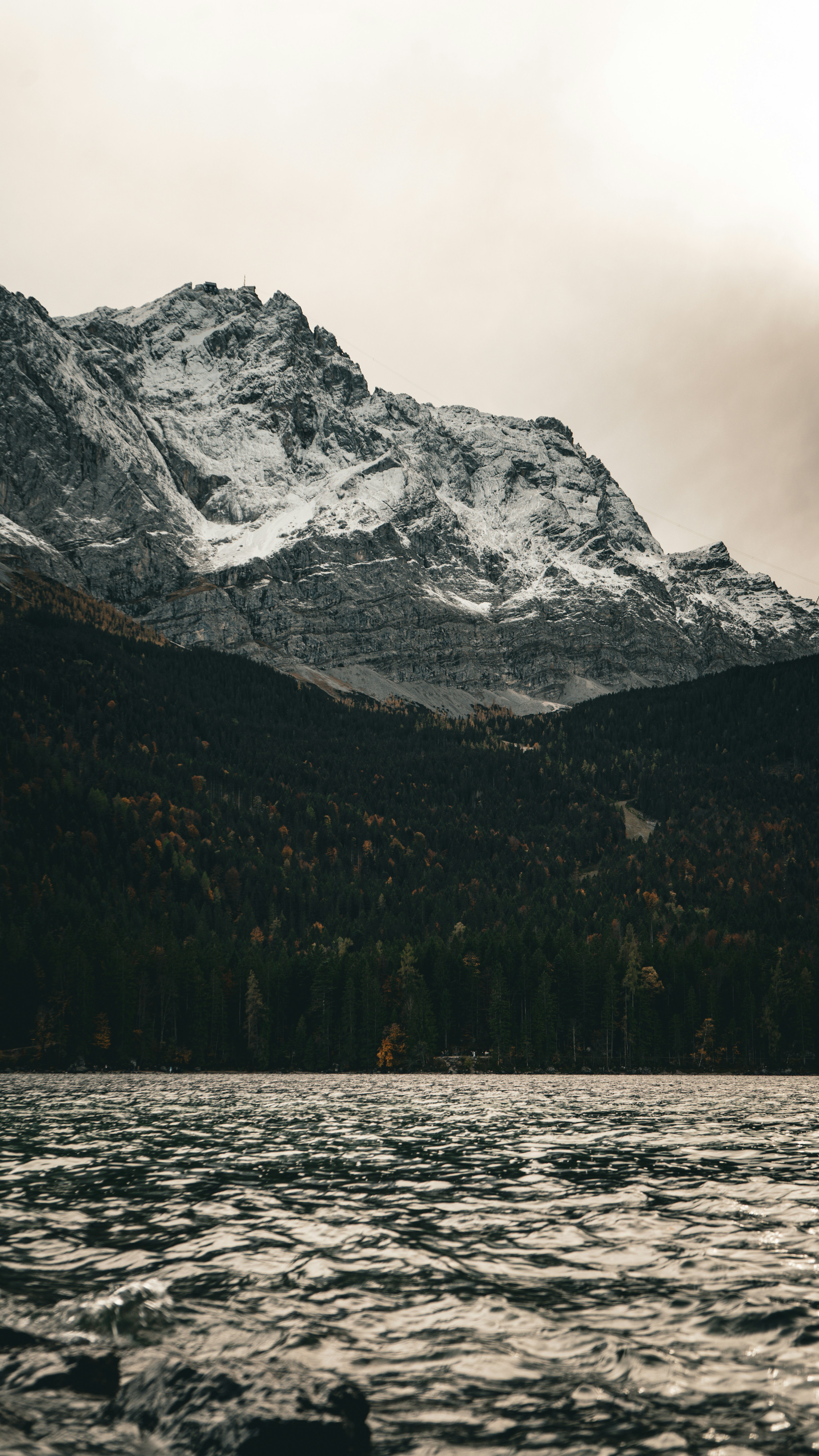 Photo by danielsiebert