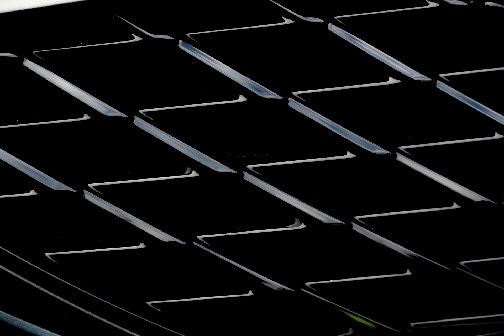 black and white bed linen