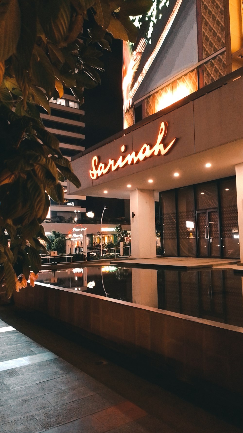a building that has a sign that says sunnah on it