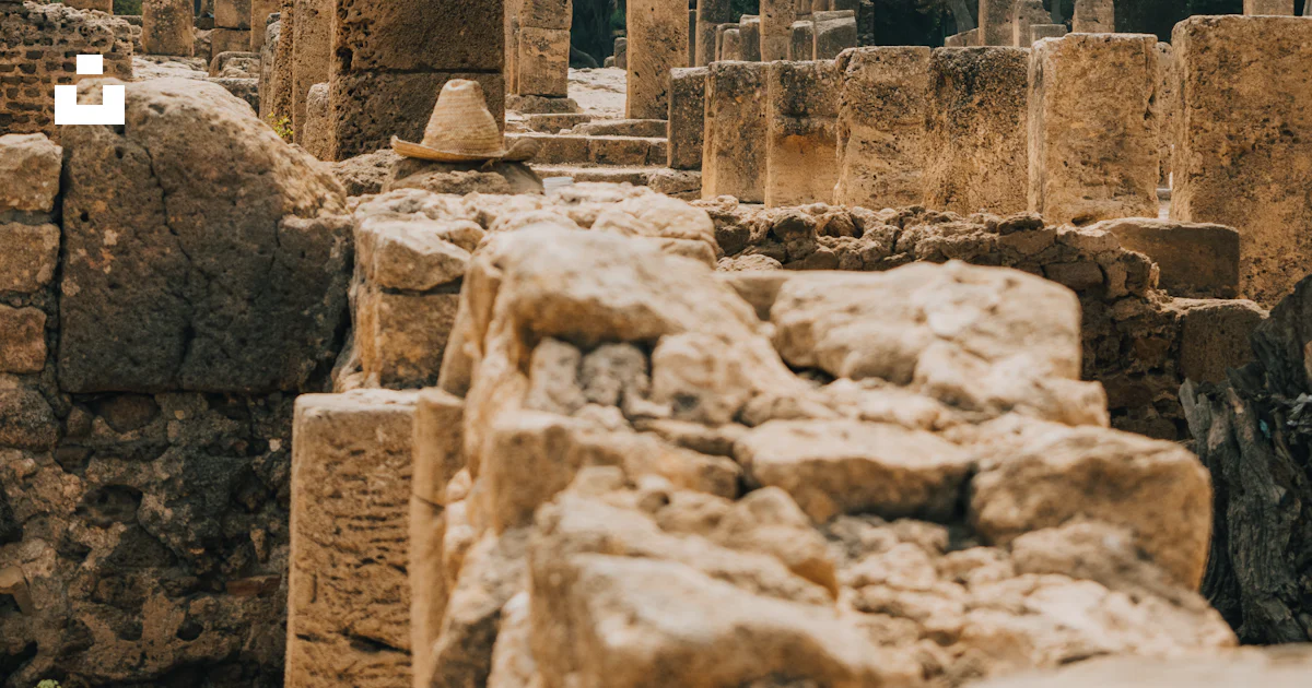 Ephes The ruins of the ancient city of ephes photo – Free Algeria Image on ...