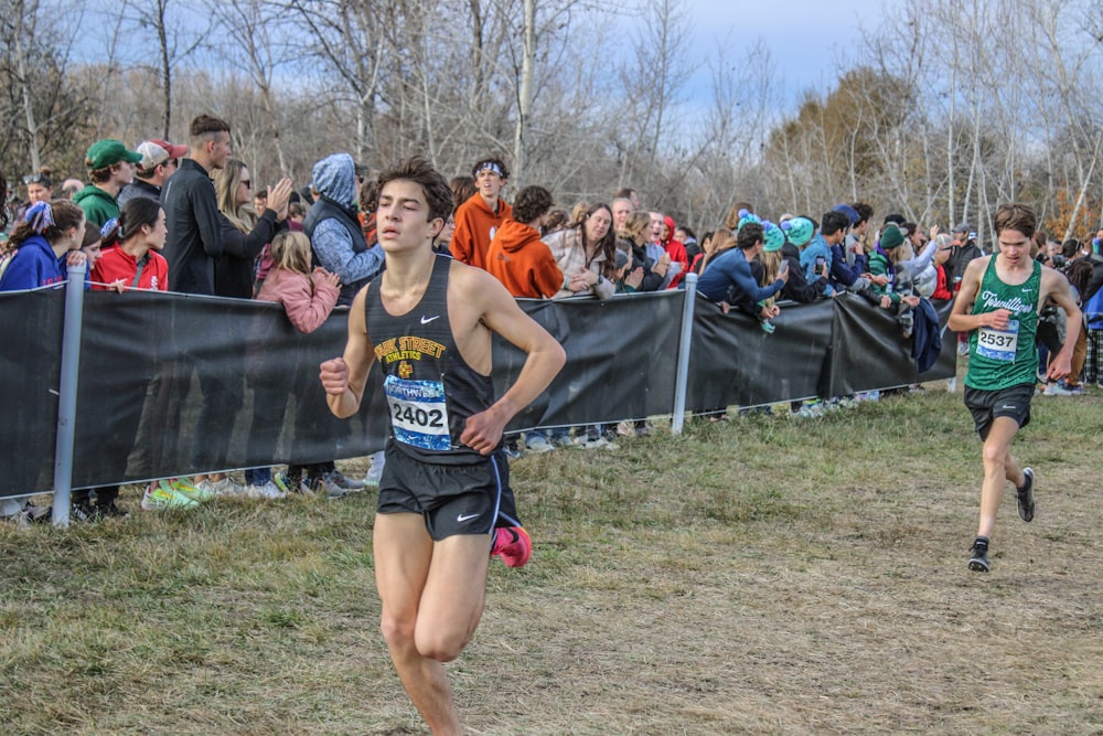 a group of people running in a race