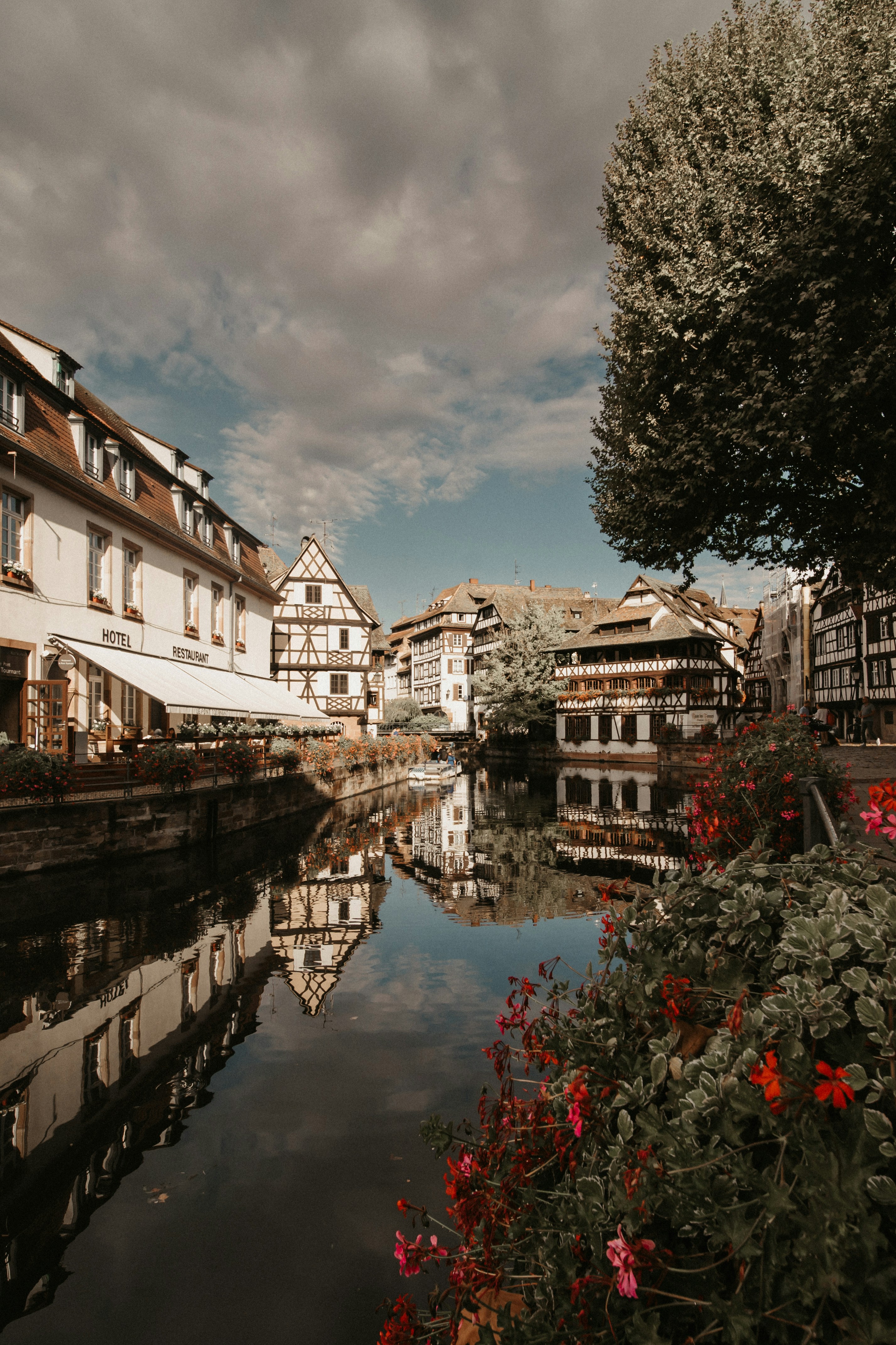 Photo by masoodaslami