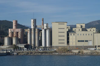 The Turkish silos and water purification station that support our manufacturing process.