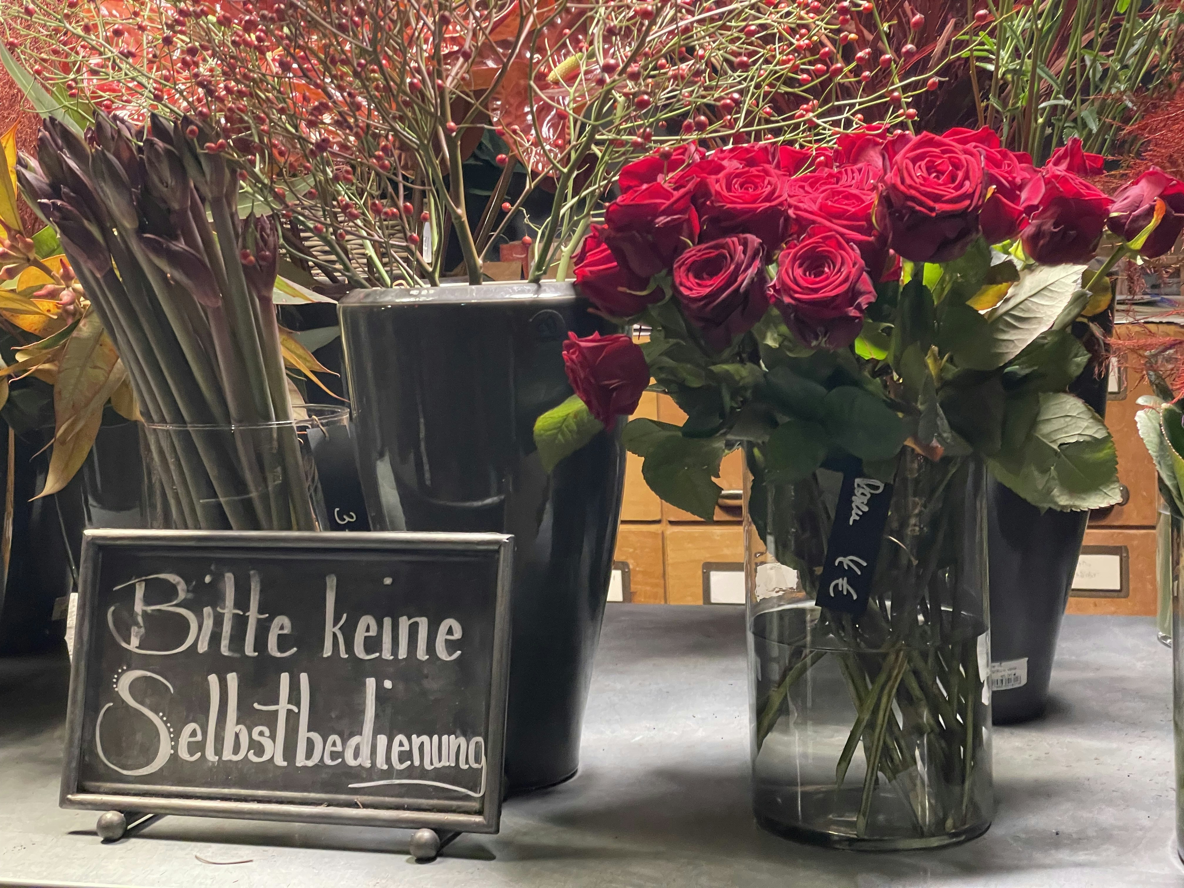 Bloomifyy Floral Arrangements