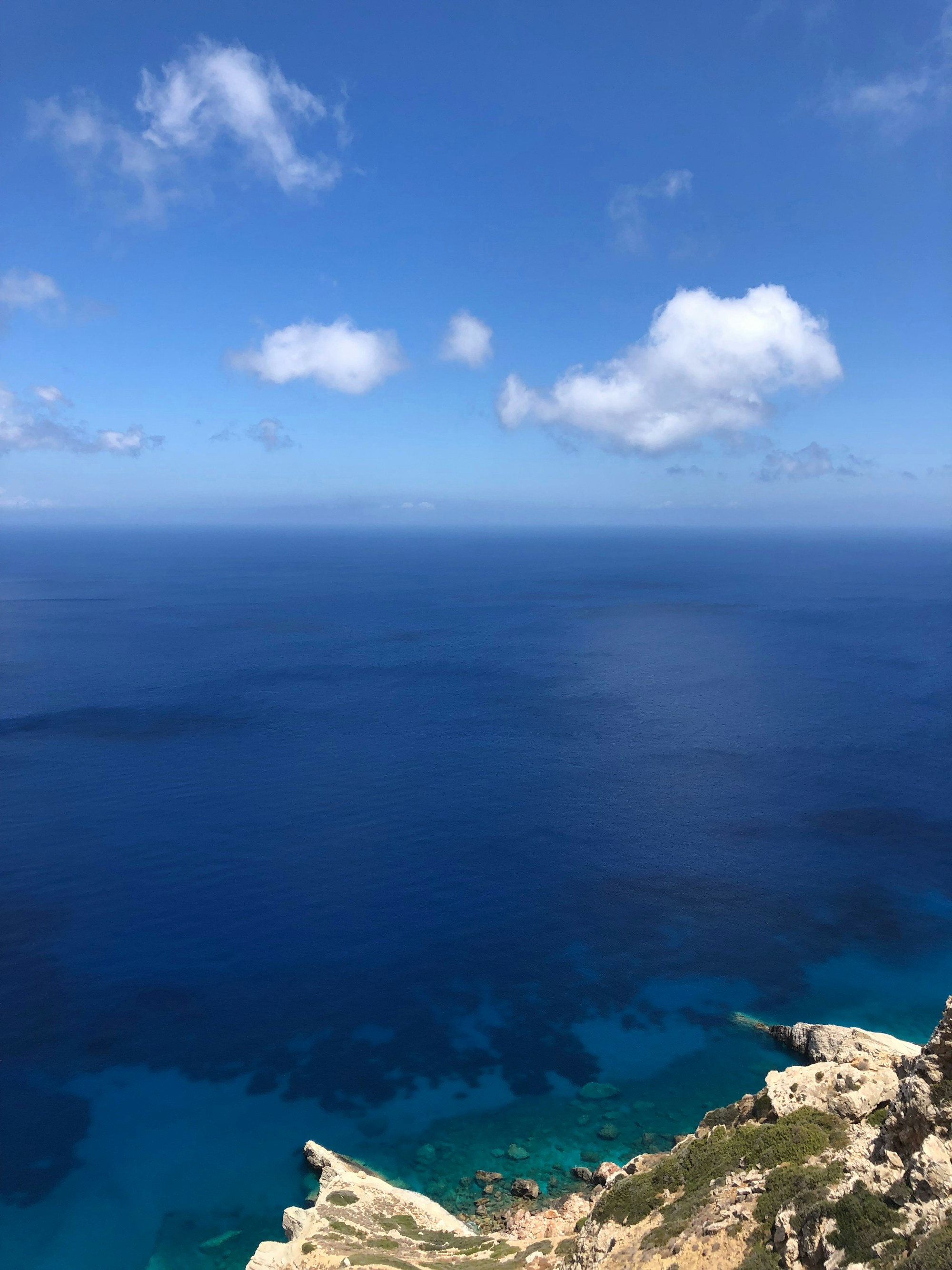 What to See in Folegandros: Travel Guide