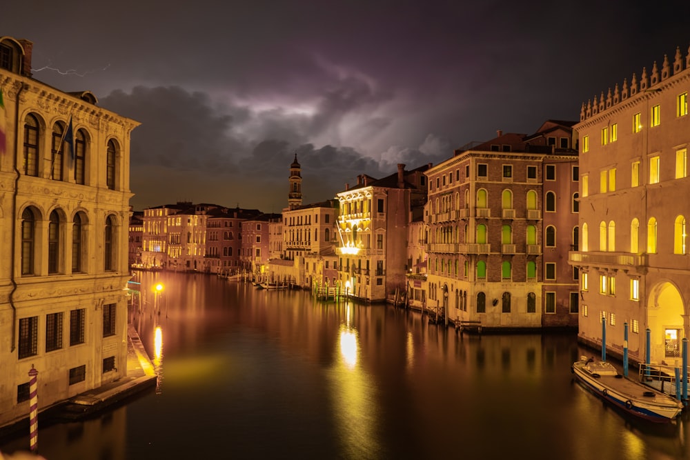 a river that has some buildings on it