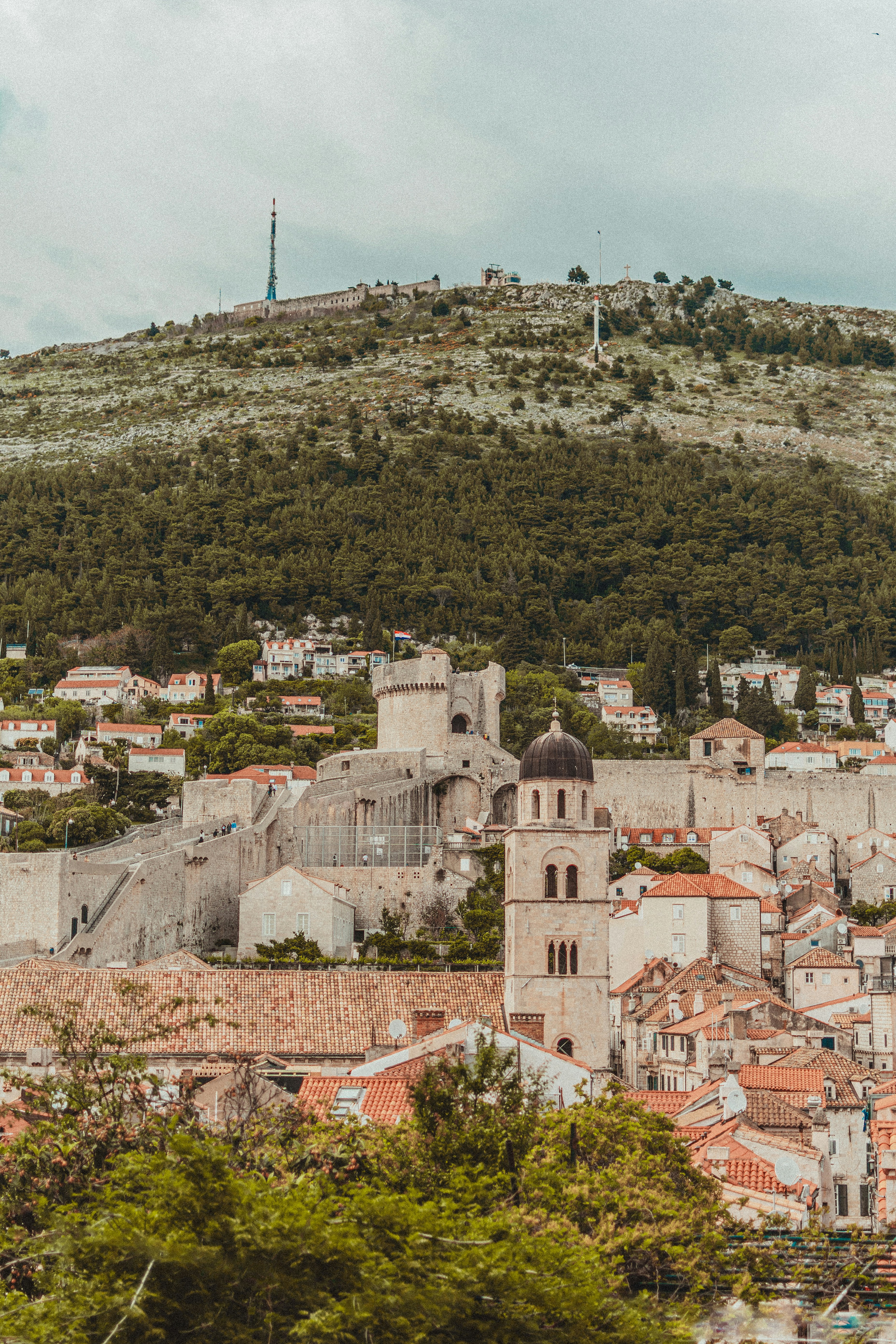 Photo by bethchobanova