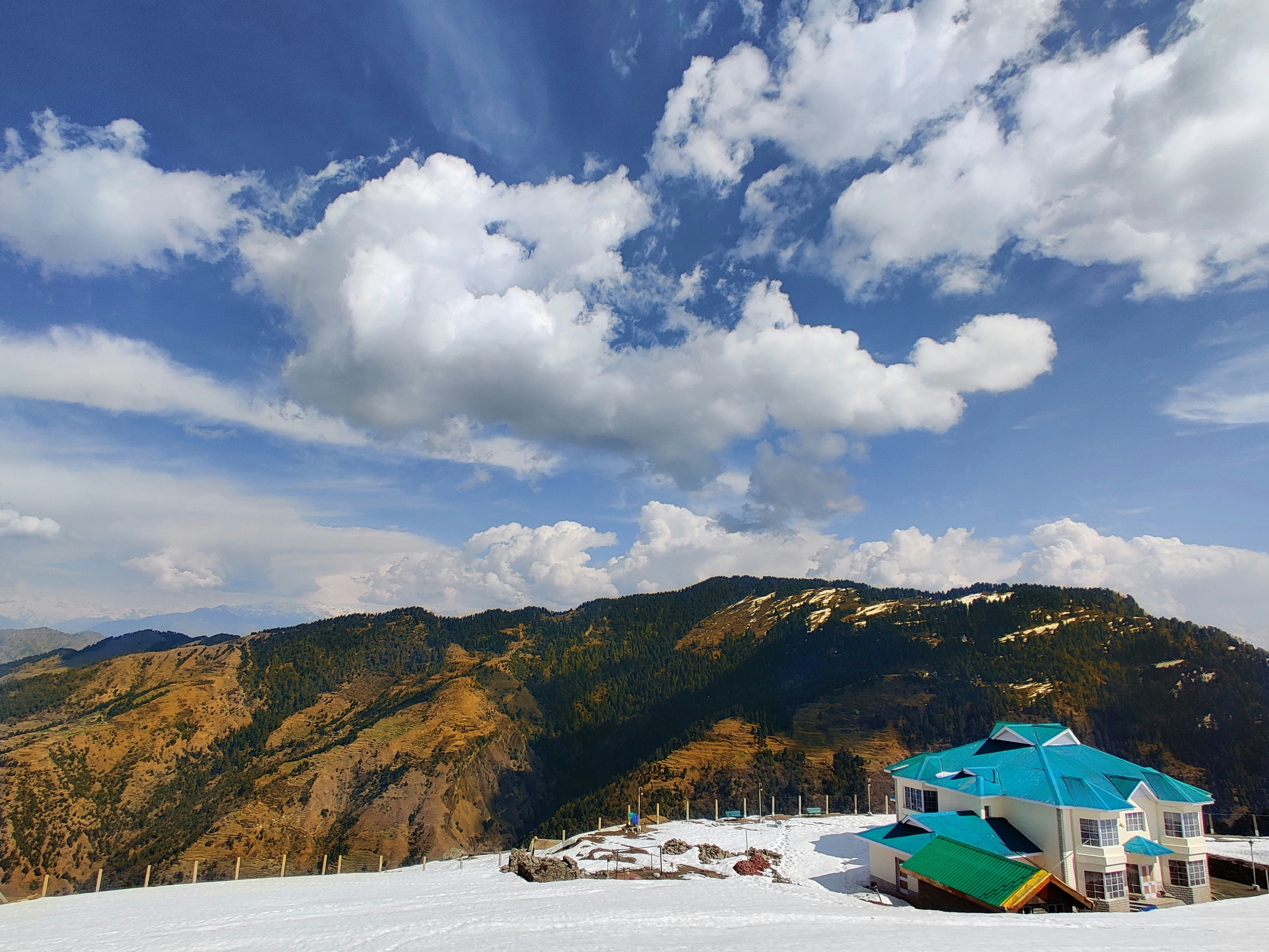 10 Eco Resorts Leading the Himalaya Eco Travel Movement