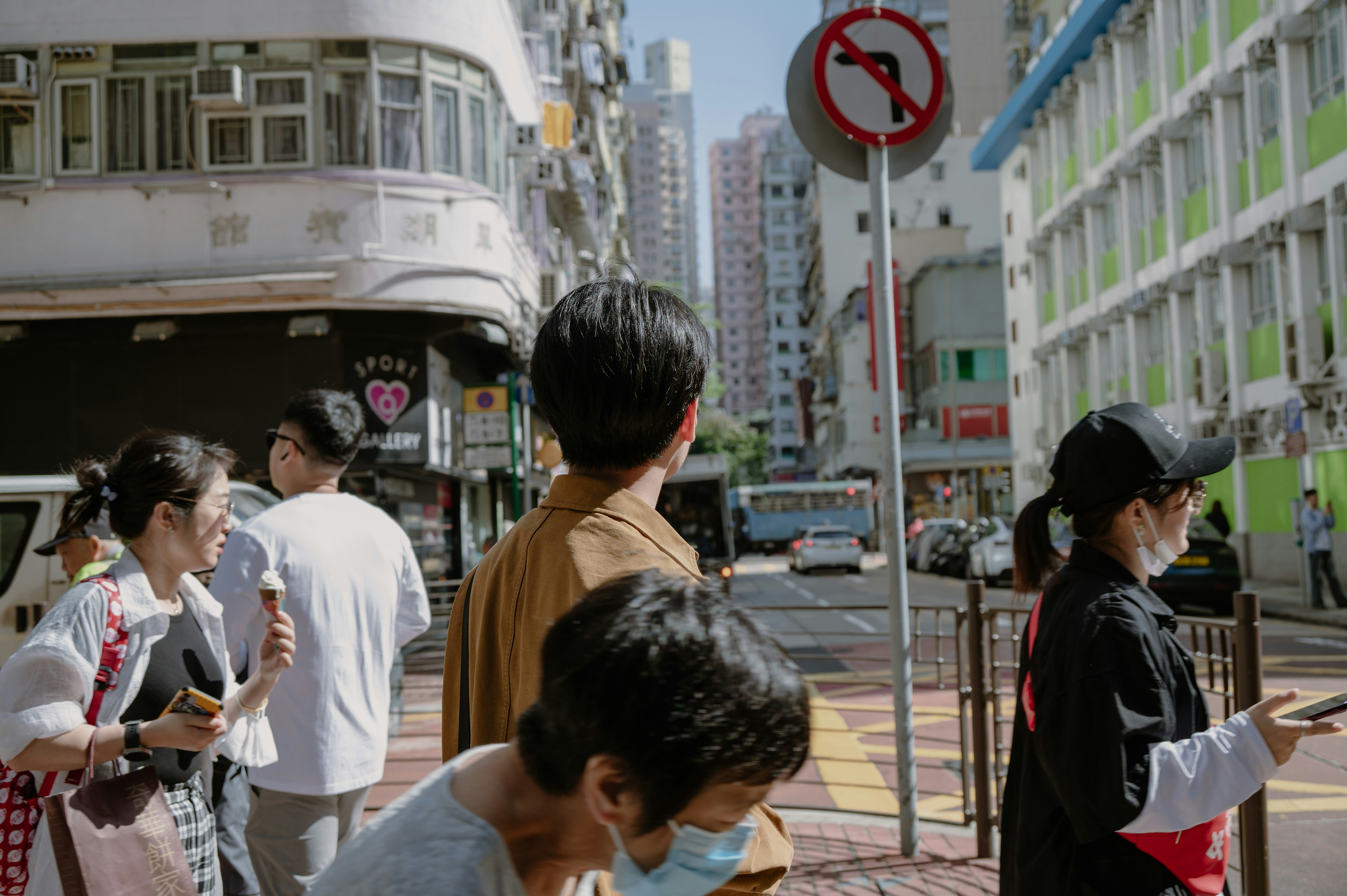 Photo by leoonliang