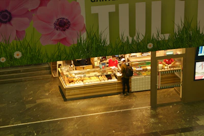 Compact unit near the food court floor, perfect for pet treat stalls