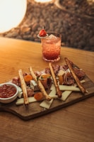 A beautifully arranged cocktail platter.
