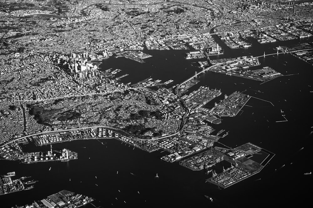 a black and white photo of a city