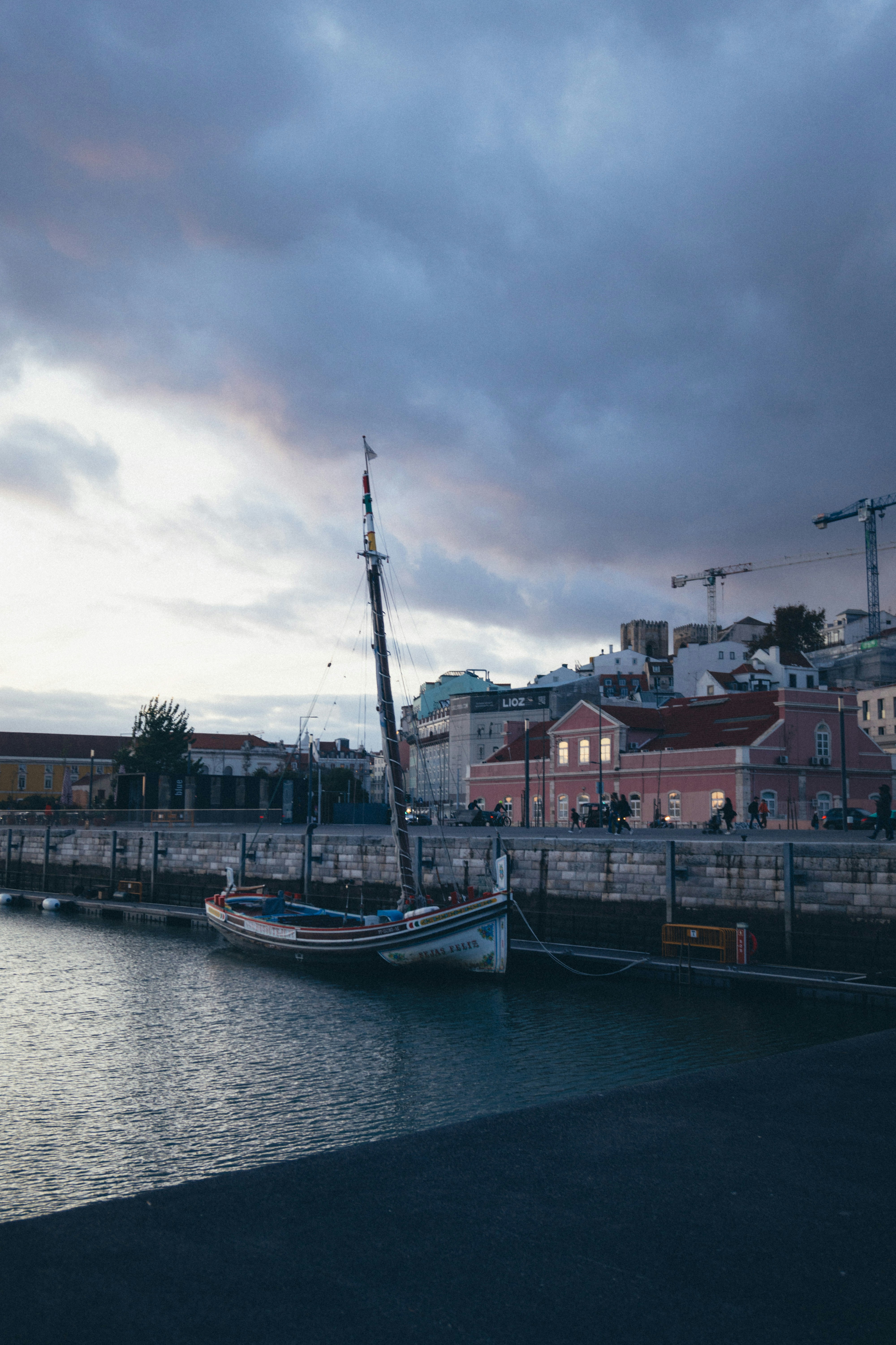 Photo by taraschuiko