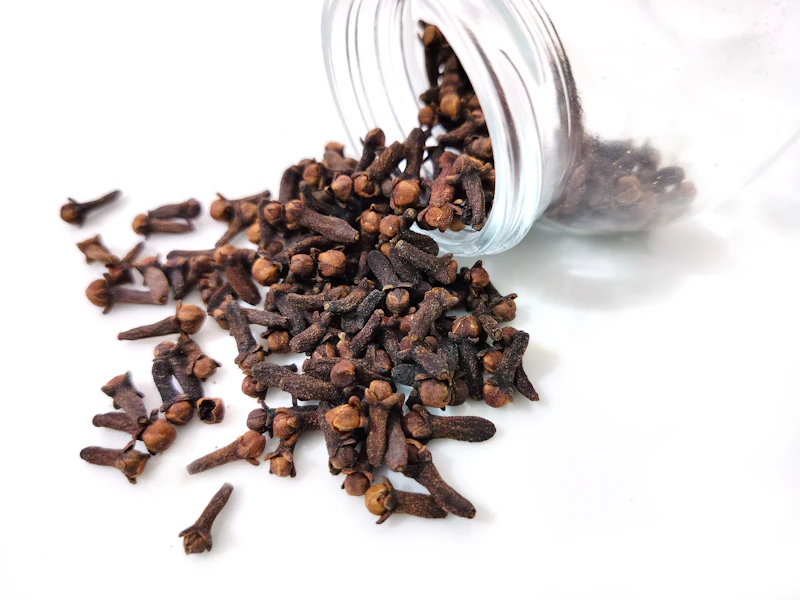 Dried cloves