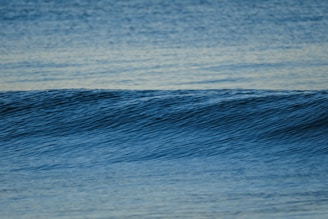 A calming image of the ocean, reflecting the warm Fijian environment.