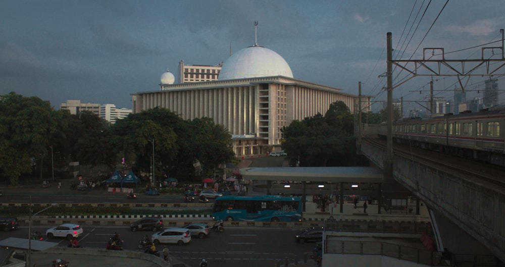 a large building with a dome on top of it