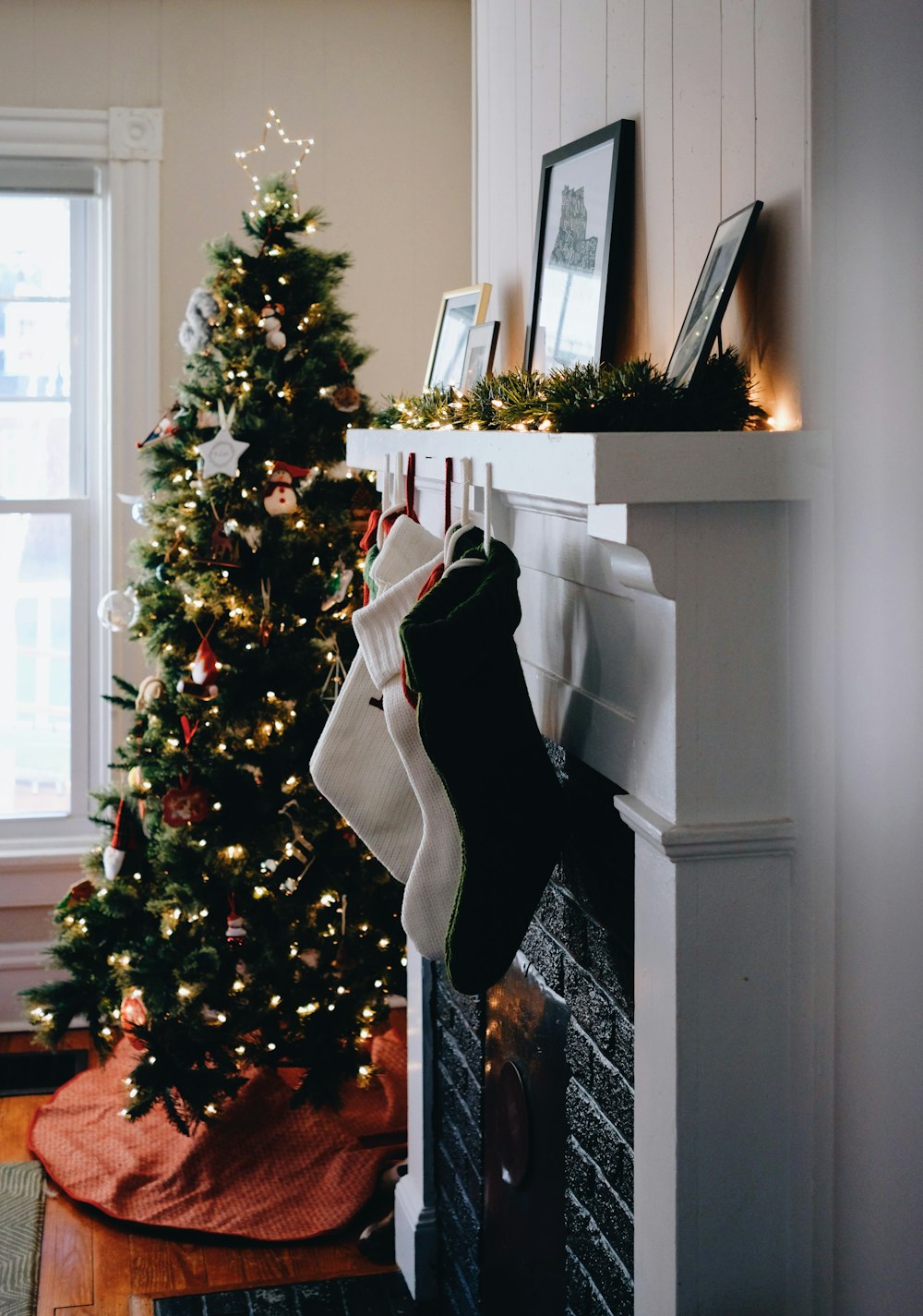 a decorated christmas tree in a living room