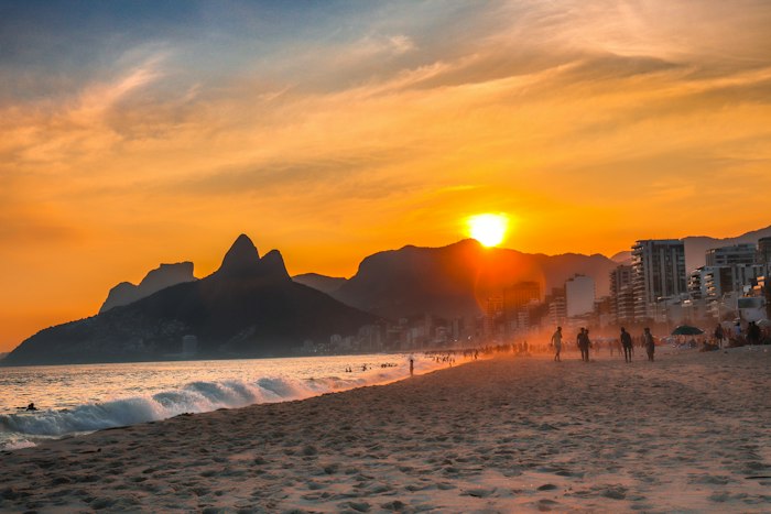 Praia de Ipanema ao entardecer