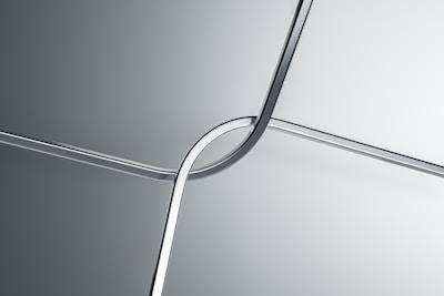 Modern urban steel furniture crafted by Ferindustry, showcasing precision and durability.