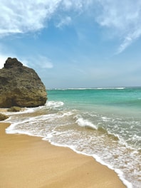 Paket Wisata Domestik