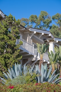 Outdoor view of the kost building surrounded by greenery