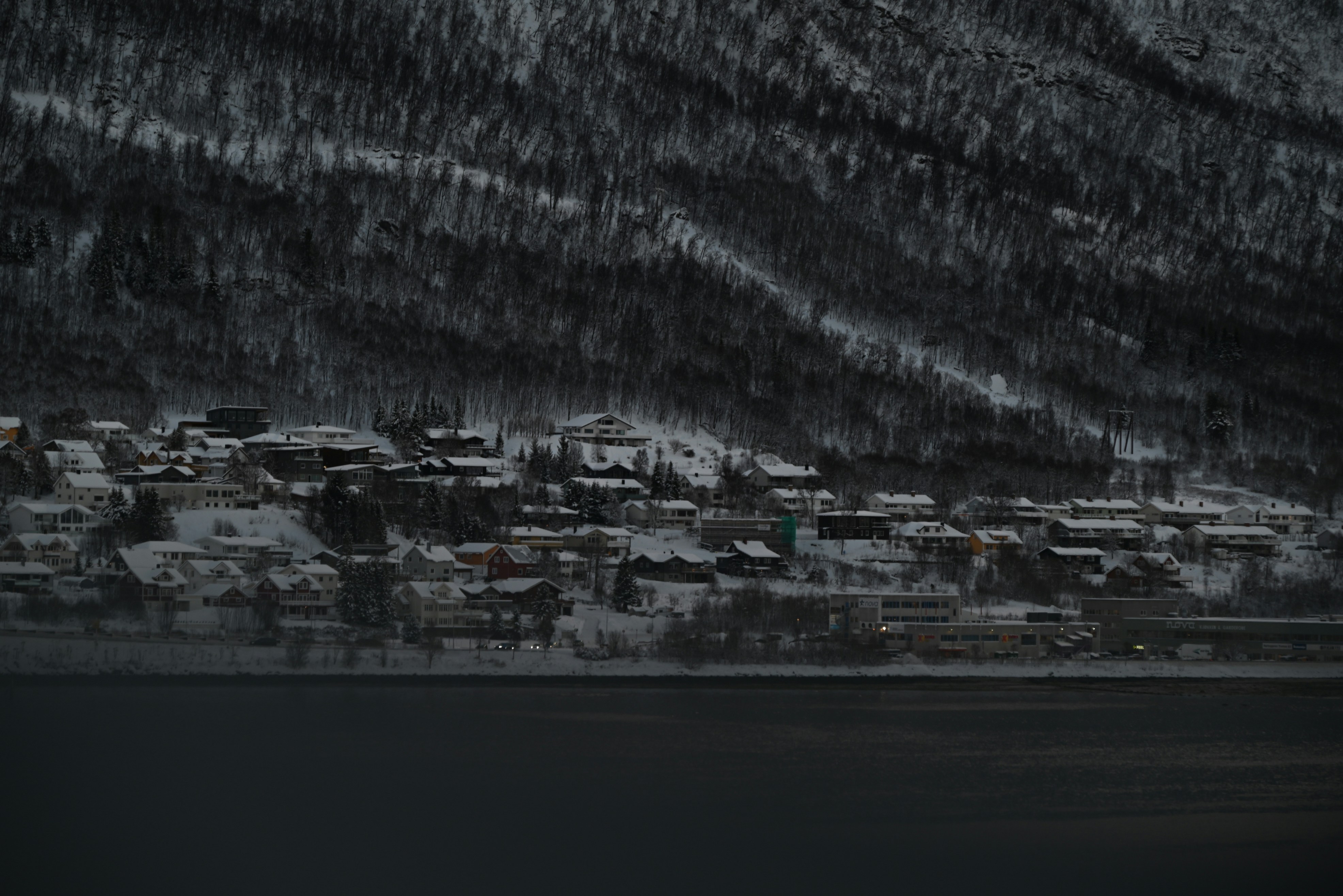 Photo by huichaoji