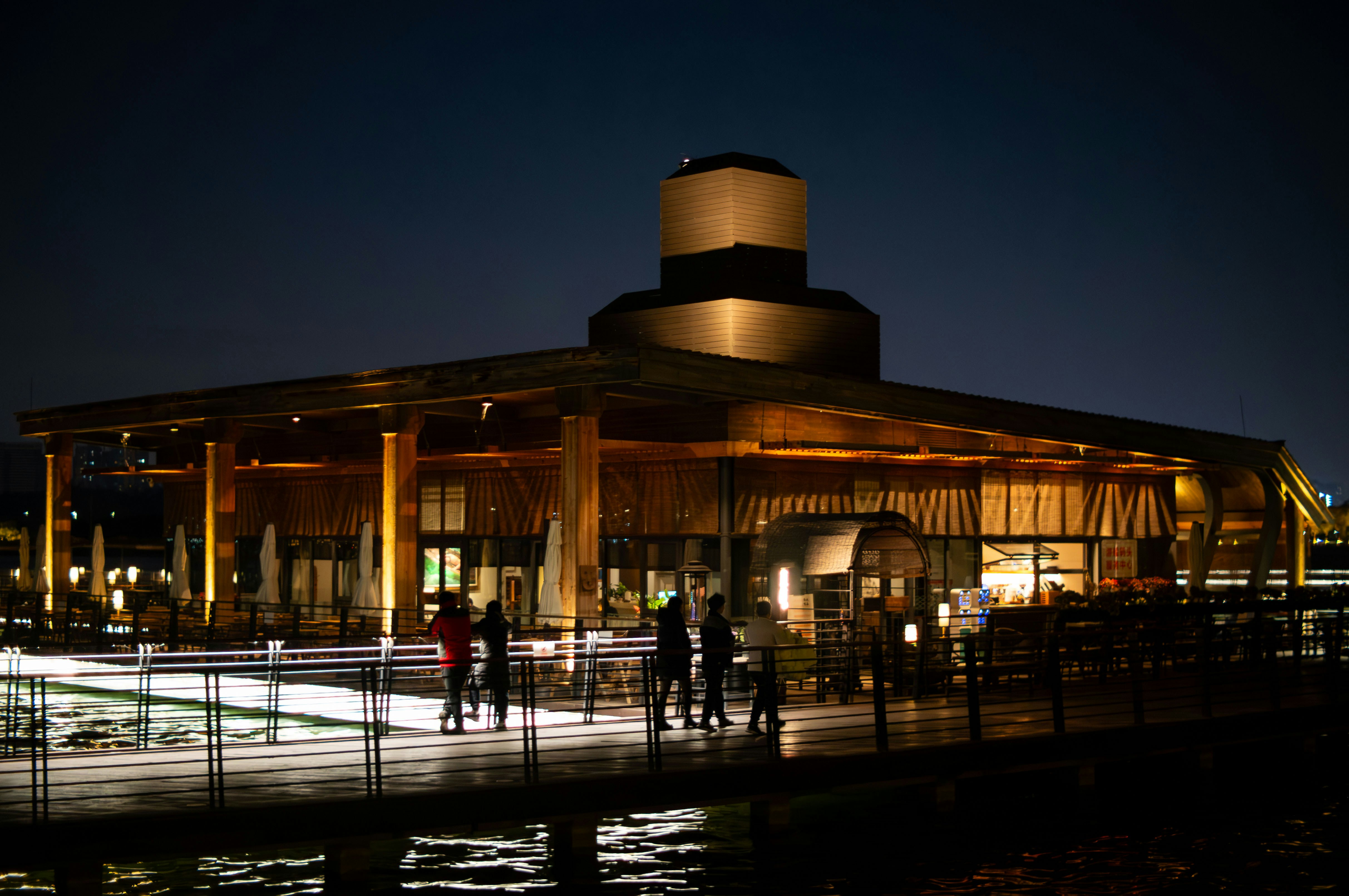 Photo by y1316476967