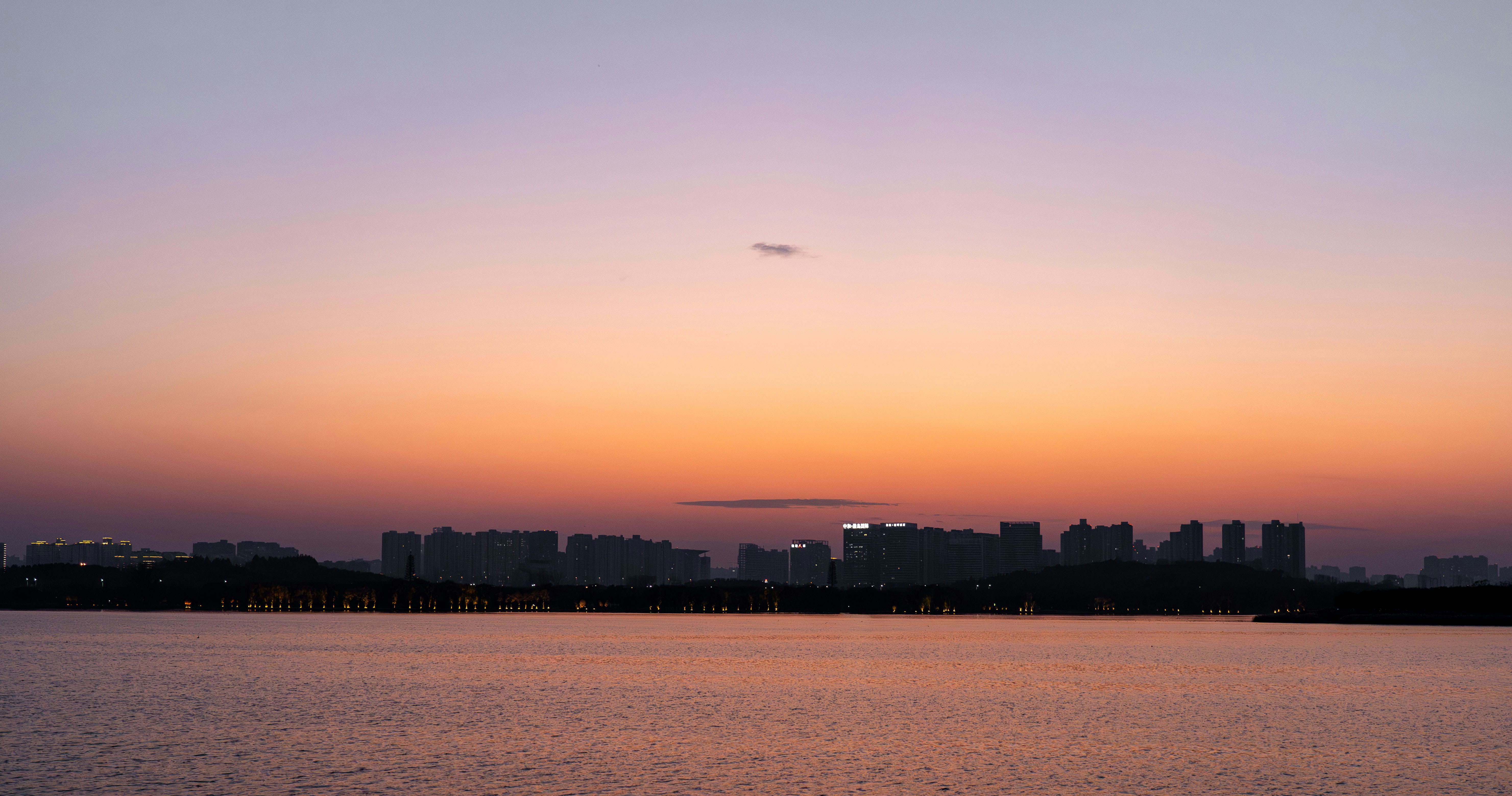 Photo by y1316476967