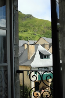 View of the rolling hills of Siena from the windows of Tuscany Charme Apartments