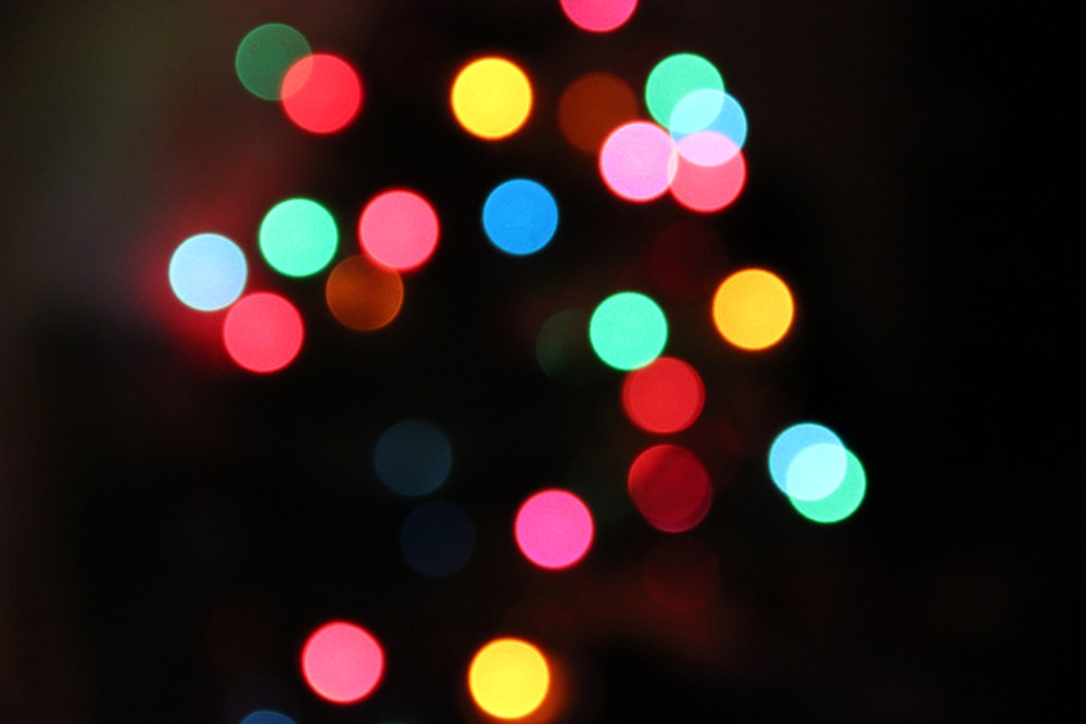 a blurry photo of a colorful christmas tree