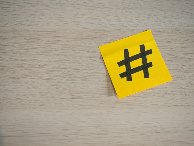 Chiến lược hashtag Instagram trên điện thoại cho photographer