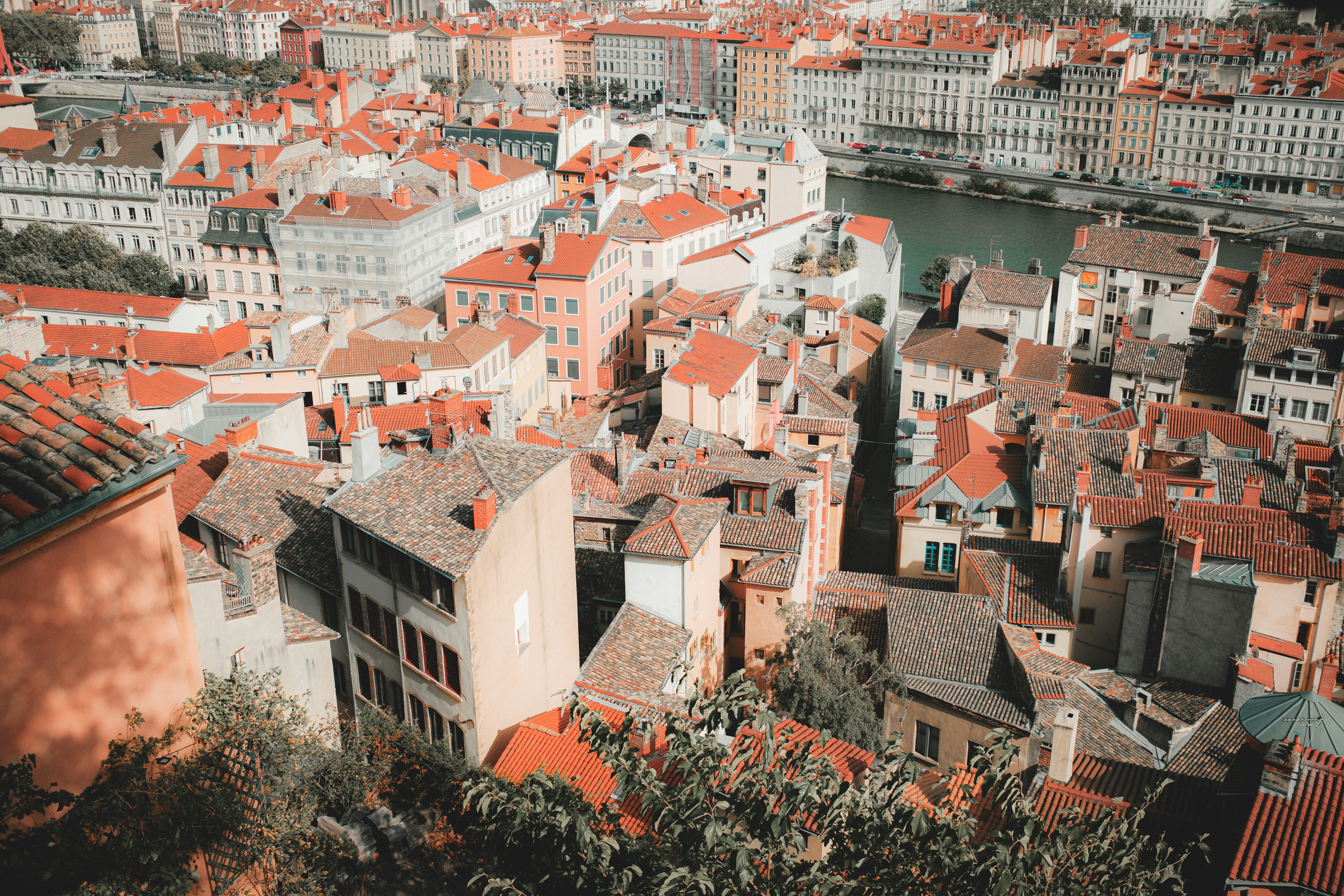 Photo by valentinlacoste